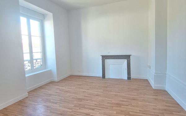 Appartement à louer    1 pièce •  Limoges