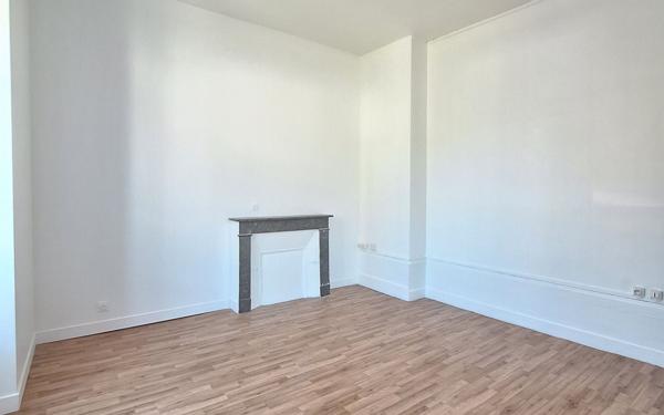Appartement à louer    1 pièce •  Limoges