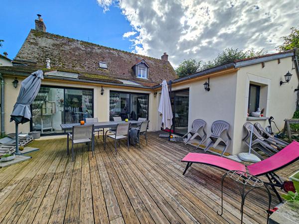 Plein pied de vie dans un village recherché à 5 min de Gisors
