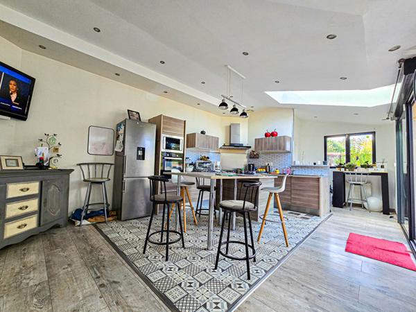 Plein pied de vie dans un village recherché à 5 min de Gisors