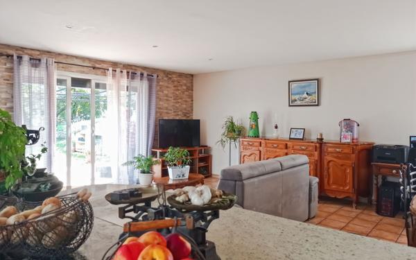 Maison à vendre    5 pièces • 137,67 m2 Lussan