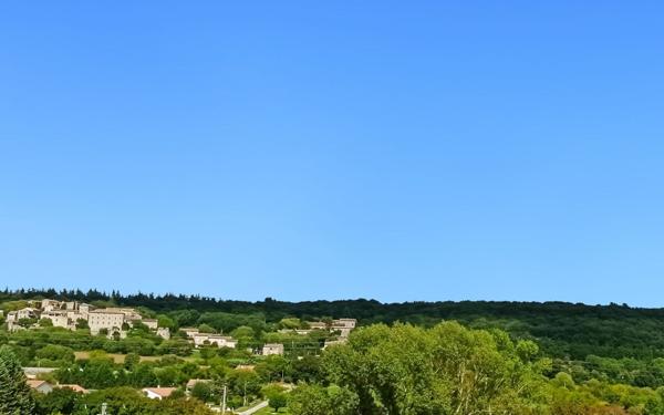 Maison à vendre    5 pièces • 137,67 m2 Lussan