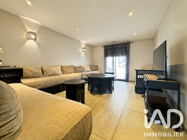 Maison à vendre 7 pièces 234 m² Arles