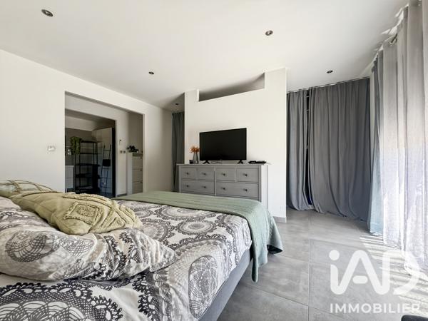 Maison à vendre 7 pièces 234 m² Arles