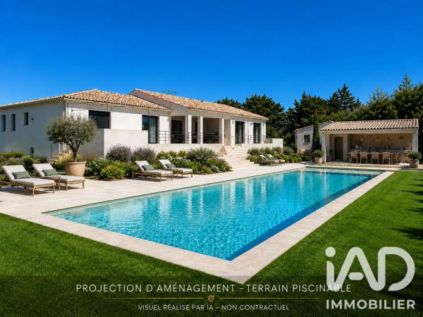 Maison à vendre 7 pièces 234 m² Arles