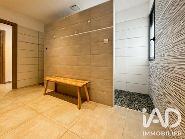 Maison à vendre 7 pièces 234 m² Arles