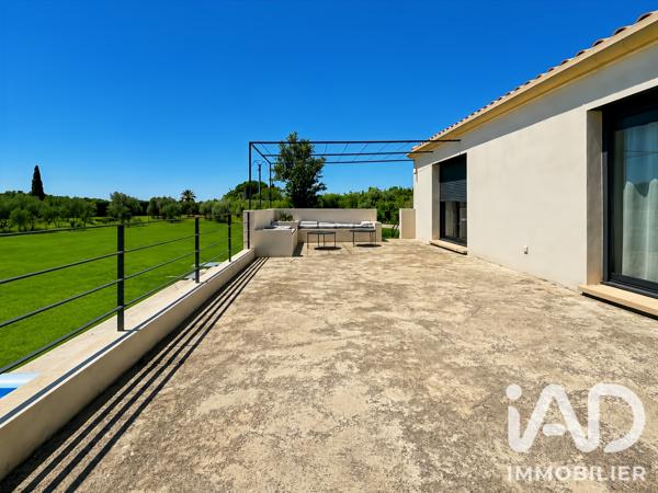 Maison à vendre 7 pièces 234 m² Arles