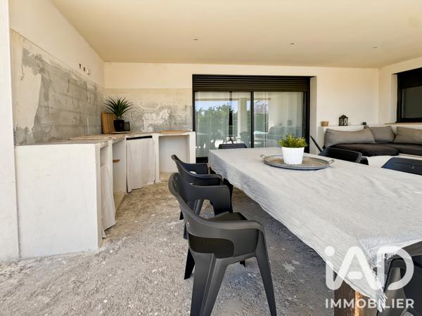 Maison à vendre 7 pièces 234 m² Arles