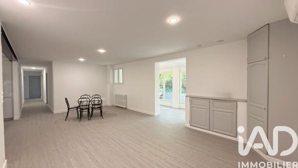 Maison à vendre 6 pièces 207 m² Robion