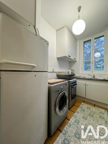 Location appartement 3 pièces 45 m² Issy-les-Moulineaux