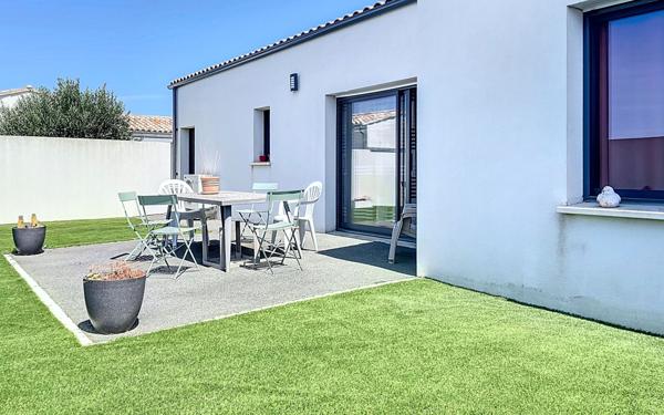 Maison à vendre    4 pièces •  Saint-Rogatien