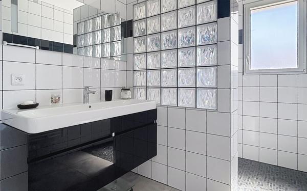 Maison à vendre    4 pièces •  Saint-Rogatien