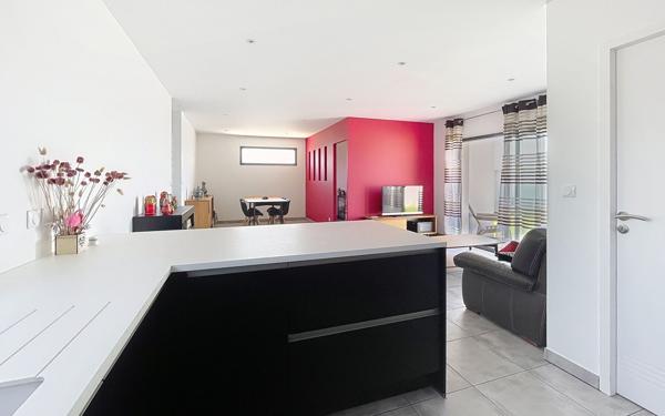 Maison à vendre    4 pièces •  Saint-Rogatien