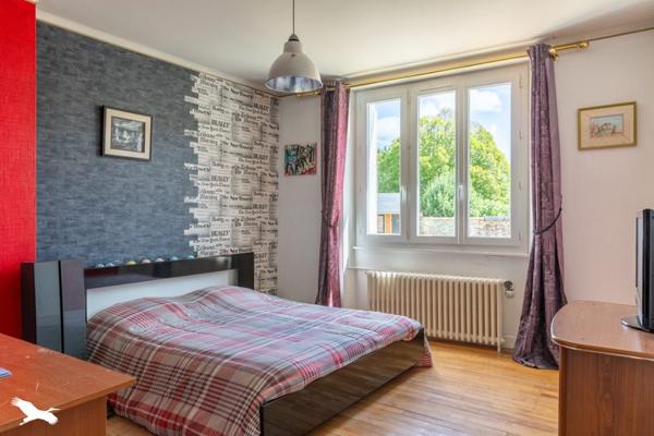 Maison à vendre |  Saint-Germain-les-Belles |  11 pièces | 211 m²