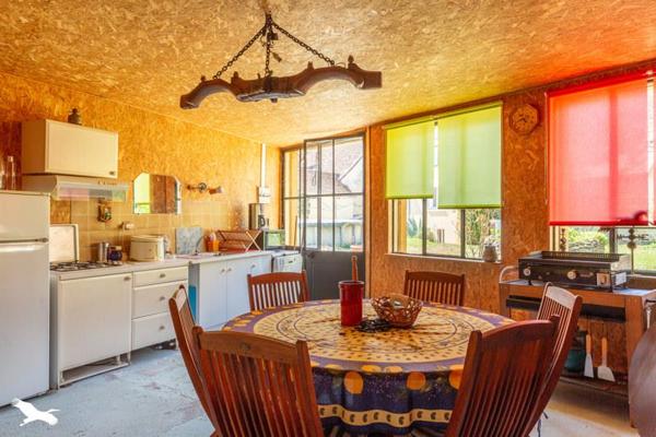 Maison à vendre |  Saint-Germain-les-Belles |  11 pièces | 211 m²