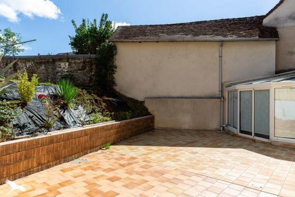 Maison à vendre |  Saint-Germain-les-Belles |  11 pièces | 211 m²