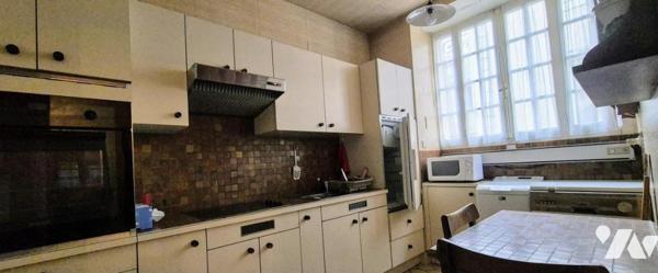 CANDE CENTRE - MAISON  3 CHAMBRES - GARAGE AMENAGÉ AU 1ER ETAGE + GRENIERS