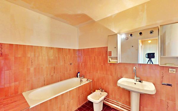 Appartement à vendre    3 pièces • 68,56 m2 Montrouge