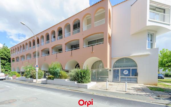 Appartement à vendre    3 pièces • 49,82 m2 La Rochelle