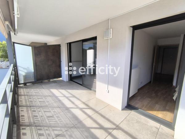 Appartement
         2 pièces
        - 42 m² Exclusivité 299 000 € *