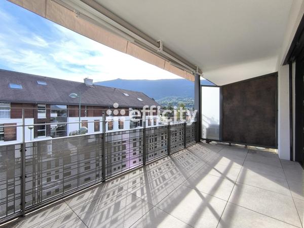 Appartement
         2 pièces
        - 42 m² Exclusivité 299 000 € *