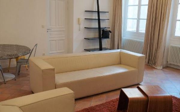 Appartement à louer    2 pièces • 71,56 m2 Lyon 2