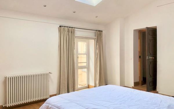 Appartement à louer    2 pièces • 71,56 m2 Lyon 2