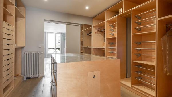 Appartement Paris 10 e - BONNE NOUVELLE / PETITES ÉCURIES