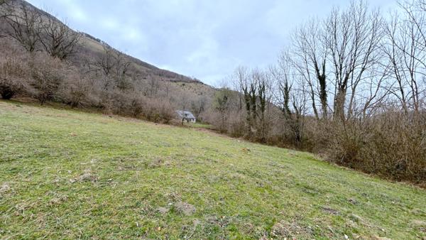 A VENDRE ANCIENNE GRANGE DE 120 M2 SUR 15000 M2 DE TERRAIN - SECTEUR SALLES - ARGELES GAZOST , Argeles gazost A VENDRE ANCIENNE GRANGE DE 120 M2 SUR 15000 M2 DE TERRAIN - SECTEUR SALLES - ARGELES GAZOST , Argeles gazost
