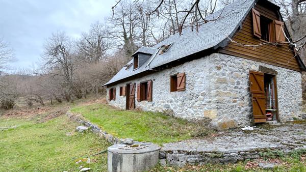 A VENDRE ANCIENNE GRANGE DE 120 M2 SUR 15000 M2 DE TERRAIN - SECTEUR SALLES - ARGELES GAZOST , Argeles gazost A VENDRE ANCIENNE GRANGE DE 120 M2 SUR 15000 M2 DE TERRAIN - SECTEUR SALLES - ARGELES GAZOST , Argeles gazost