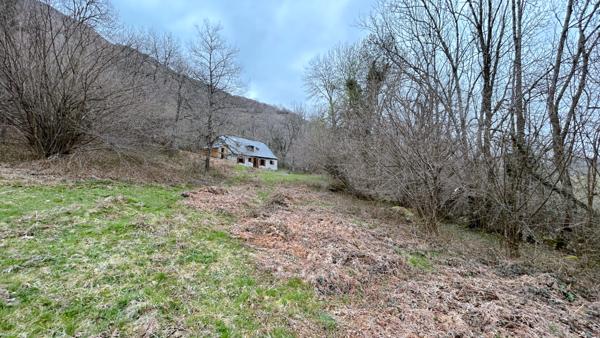 A VENDRE ANCIENNE GRANGE DE 120 M2 SUR 15000 M2 DE TERRAIN - SECTEUR SALLES - ARGELES GAZOST , Argeles gazost A VENDRE ANCIENNE GRANGE DE 120 M2 SUR 15000 M2 DE TERRAIN - SECTEUR SALLES - ARGELES GAZOST , Argeles gazost