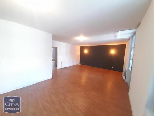 Appartement à louer 3 pièces 95.65m²