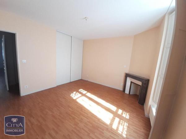 Appartement à louer 3 pièces 95.65m²