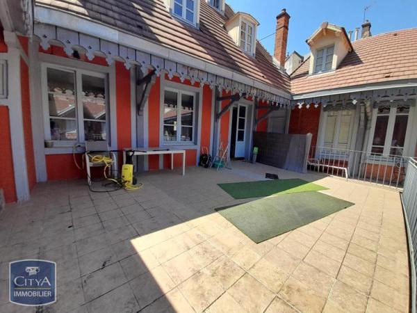 Appartement à louer 3 pièces 95.65m²