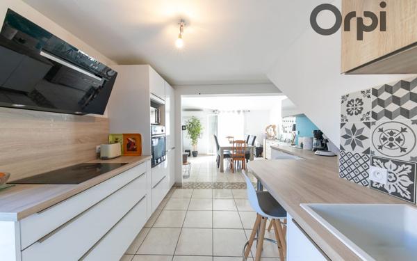 Maison à vendre    5 pièces • 107 m2 Saint-Estève