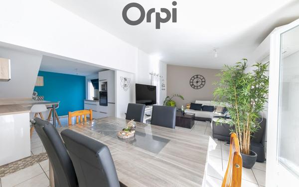 Maison à vendre    5 pièces • 107 m2 Saint-Estève