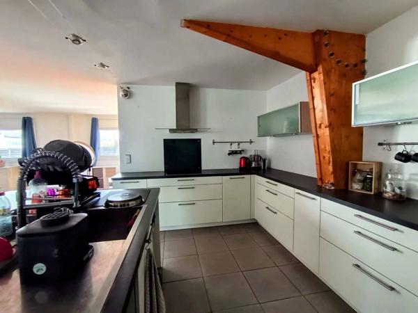 Belle maison de 175 m² avec piscine à Loudun