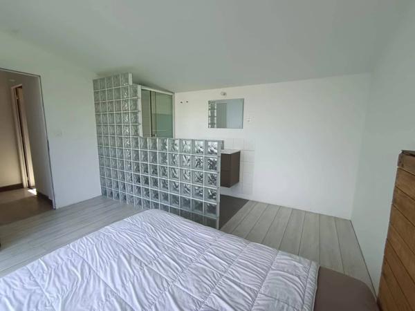 Belle maison de 175 m² avec piscine à Loudun