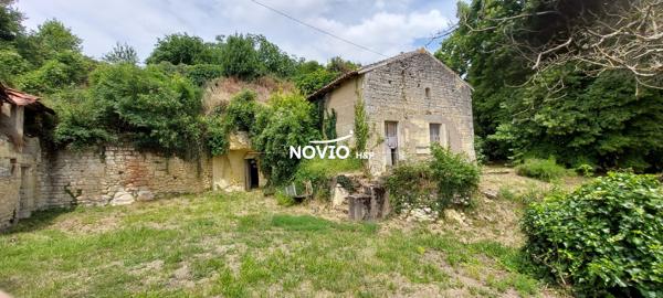 terrain constructible de 2 600 m² avec vue sur la vallée
