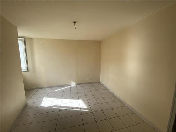 Appartement à louer |  FUMEL |  1 pièce | 25 m²