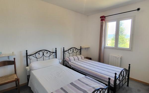 Maison à vendre    4 pièces •  Lablachère