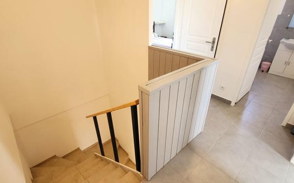 Maison à vendre    4 pièces •  Lablachère