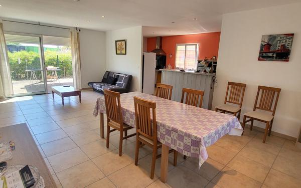 Maison à vendre    4 pièces •  Lablachère