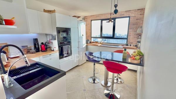 Dpt Finistère (29),BREST, PROCHE CENTRE VILLE, APPARTEMENT 159 M2, DERNIER ETAGE, TERRASSE, VUE PANORAMIQUE, VUE MER, DEUX GARAGES, DOUBLE ASCENSEURS,