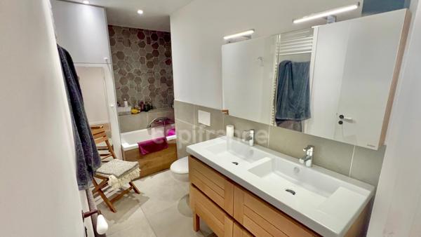 Dpt Finistère (29),BREST, PROCHE CENTRE VILLE, APPARTEMENT 159 M2, DERNIER ETAGE, TERRASSE, VUE PANORAMIQUE, VUE MER, DEUX GARAGES, DOUBLE ASCENSEURS,