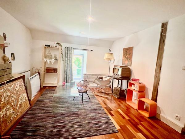 Maison familiale en pierres rénovée