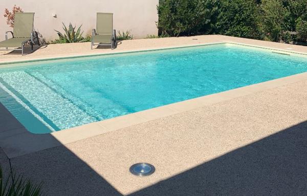 Maison, 470 m2 avec terrain de 1130 m2 et piscine
