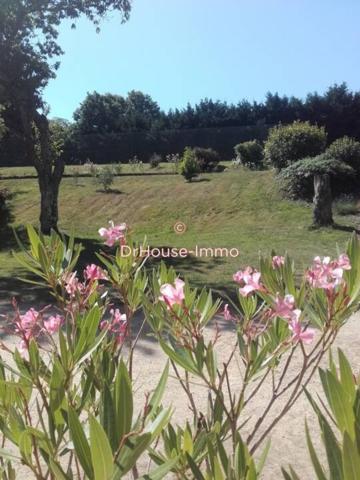 Maison à vendre 14 pièces de 350 m²