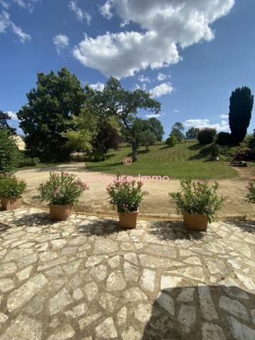 Maison à vendre 14 pièces de 350 m²