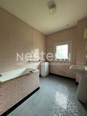 Aux portes de LOCMINE - Magnifique propriété familiale à vendre, 9 chambres, double garage sur un terrain de 3100 m²